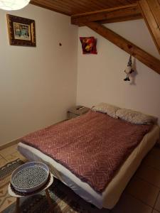 Ένα ή περισσότερα κρεβάτια σε δωμάτιο στο Chez Zorica