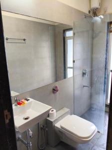 Ένα μπάνιο στο SeaPride Horizon