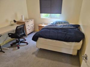 Ảnh trong thư viện ảnh của 3BR Glendale Retreat with BBQ & Comfort ở Glendale