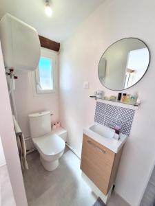 Et badeværelse på Le Jardin du Félibrige + 7 billeder