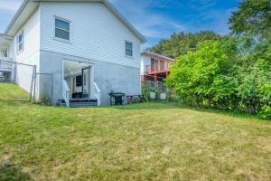 Φωτογραφία από το άλμπουμ του Entire Modern Cozy 2BR Apt mins SU, LeMoyne, DT σε Syracuse