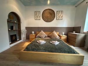 Ένα ή περισσότερα κρεβάτια σε δωμάτιο στο HONOR - Nest NEU RENOVIERT +11 φωτογραφίες