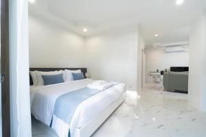 Η κουζίνα ή μικρή κουζίνα στο Brickotel Naithon Beach