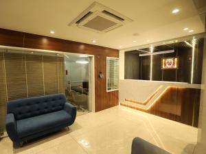 Un lugar para sentarse en Geetanjali Hotel&Suites