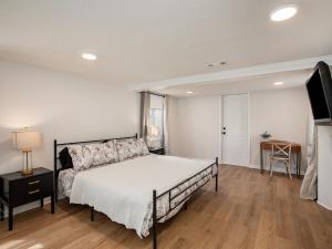 Fotografie z fotogalerie ubytování Charming 3BD 2BR Dog Friendly v destinaci Overland Park + 7 fotografií