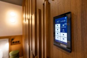 Μια τηλεόραση ή/και κέντρο ψυχαγωγίας στο Hotel Kraft +38 φωτογραφίες