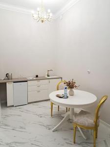 Η κουζίνα ή μικρή κουζίνα στο Poznaj Mickiewicza 3