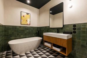 Ένα μπάνιο στο Hotel Kraft