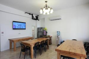 TV a/nebo společenská místnost v ubytování Successful 168 B&B