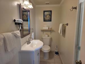 Billede fra billedgalleriet på Lamp Lighter Inn and Sunset Suites i Carmel