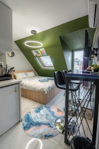 Kuchyň nebo kuchyňský kout v ubytování Comfy&Chick Central Apartment, Free Street Parking