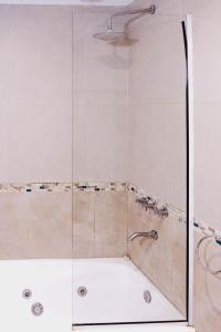 Et badeværelse på Mar del Este apart