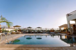 Bazén v ubytování Kaouki Dream House nebo v jeho okolí