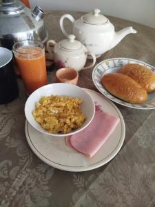 Φαγητό σε αυτό το δωμάτιο σε οικογενειακή κατοικία ή κάπου εκεί κοντά