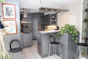 Η κουζίνα ή μικρή κουζίνα στο Villa Xadayu