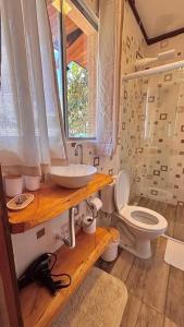 Ванная комната в Encanto das Araucárias II +20 фотографий