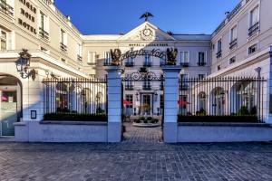Aigle Noir Hôtel