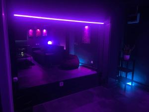 En eller flere senge i et værelse på Chillout