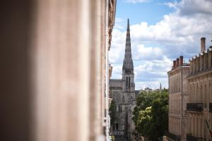 Gallery image of Appartement T4 cours de l'intendance in Bordeaux