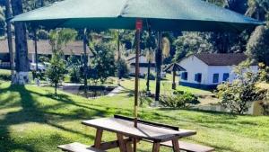 Κήπος έξω από το Casas de Campo com Piscina, Pesca - Mata Atlântica