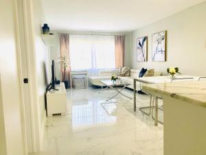 阿文图纳Stylish 1BR 2BA Condo 1Block to Aventura Mall的相册照片