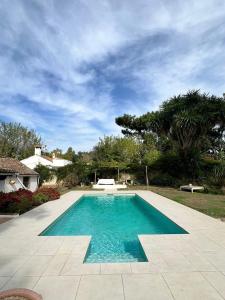 Swimmingpoolen hos eller tæt på Finca El Búho Oak Natural Park
