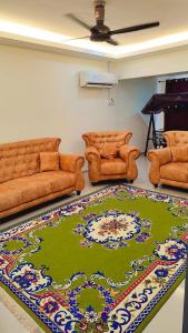 Χώρος καθιστικού στο Home in Puchong Mahligai Achmed Homestay +12 φωτογραφίες