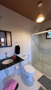 Et badeværelse på Casa Mirante dos Muricis Vale do Capão