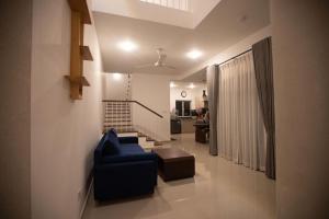 O zonă de relaxare la Santorini Resorts +2 fotografii