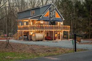 Το κτήριο όπου στεγάζεται  η παραθεριστική κατοικία