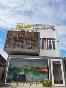 Το κτήριο όπου στεγάζεται  το μοτέλ