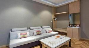 Kuchyň nebo kuchyňský kout v ubytování Vienna Hotel Jiangsu Dongtai Wanghai West Road