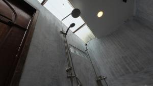 Ένα μπάνιο στο Urban Oasis Studio with Bathtub & Garden - Vientiane Centre +52 φωτογραφίες