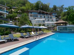 Πισίνα στο ή κοντά στο Anilao Awari Bay Resort