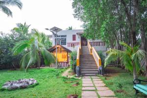 Κήπος έξω από το Mount Retreat Resorts - Madurai