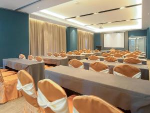 Konferenční prostory v ubytování Echarm Hotel Yangjiang Baili Plaza