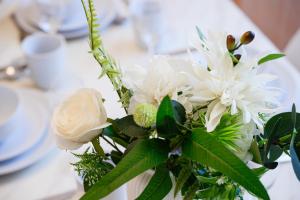 Imagine din galeria proprietății Warm 2BR Home Relaxing Stay Near St Marys Centre în St Marys