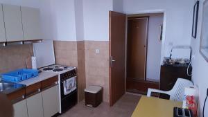 Küche/Küchenzeile in der Unterkunft Rooms Vjera