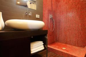 A bathroom at Cottage on the Beach