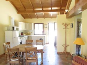 Köök või kööginurk majutusasutuses Gîte Tournesol -Gîtes Au Bas Marais