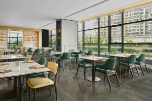Restaurace v ubytování Fairfield by Marriott Dalian Jinpu New Area