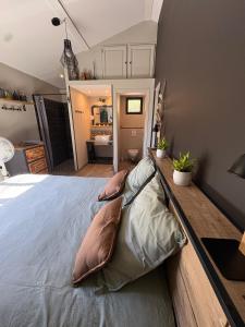 Η κουζίνα ή μικρή κουζίνα στο Pigeonnier des Banons