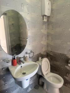 Ένα μπάνιο στο Garden Guesthouse