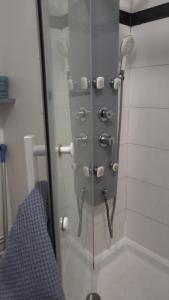 Ένα μπάνιο στο Studio non fumeur en rez-de-chaussée