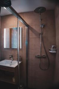 Ένα μπάνιο στο Haus Astoria