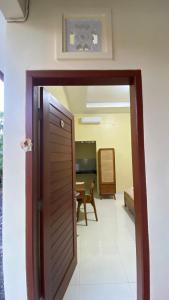 Μια τηλεόραση ή/και κέντρο ψυχαγωγίας στο Candra Kost +4 φωτογραφίες