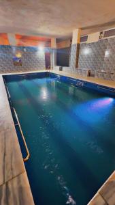 Πισίνα στο ή κοντά στο منتجع وفندق جدارا