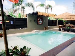 Bazén v ubytování Mamay’s Private Villa nebo v jeho okolí