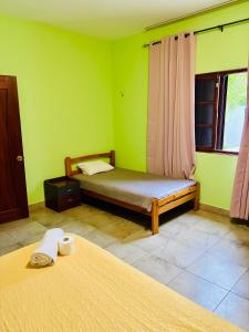 Postel nebo postele na pokoji v ubytování Bliss Retreat Apartment Near Super U