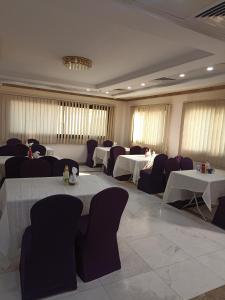 Khu vực ghế ngồi tại Zad Al Rehab